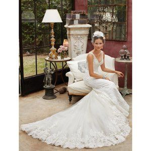 NWT Sophia Tolli Lavender Ivory Wedding Gown 12